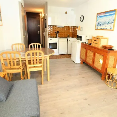 Appartement La Salle-les-alpes, 1 Pièce, 4 Personnes - Fr-1-330f-90